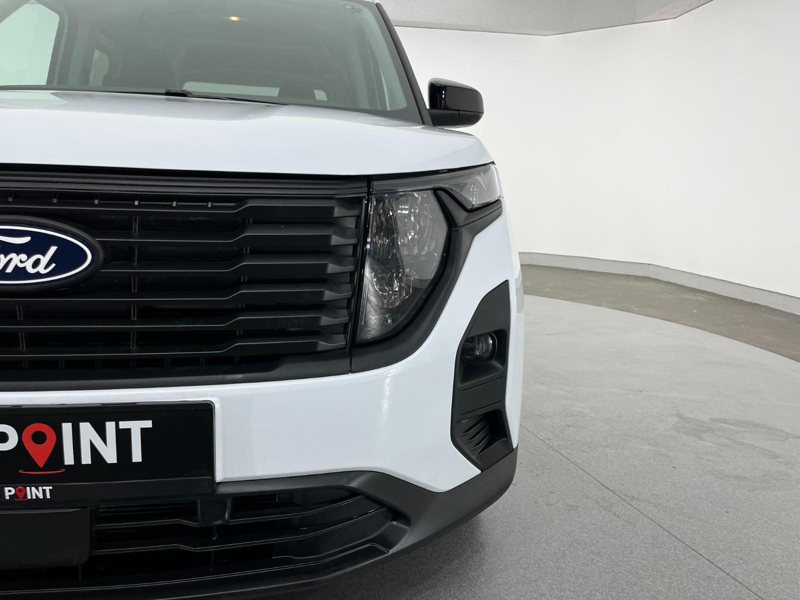 Ford Tourneo Courier Kombi 1.5 EcoBlue Deluxe - 2025 - Detay