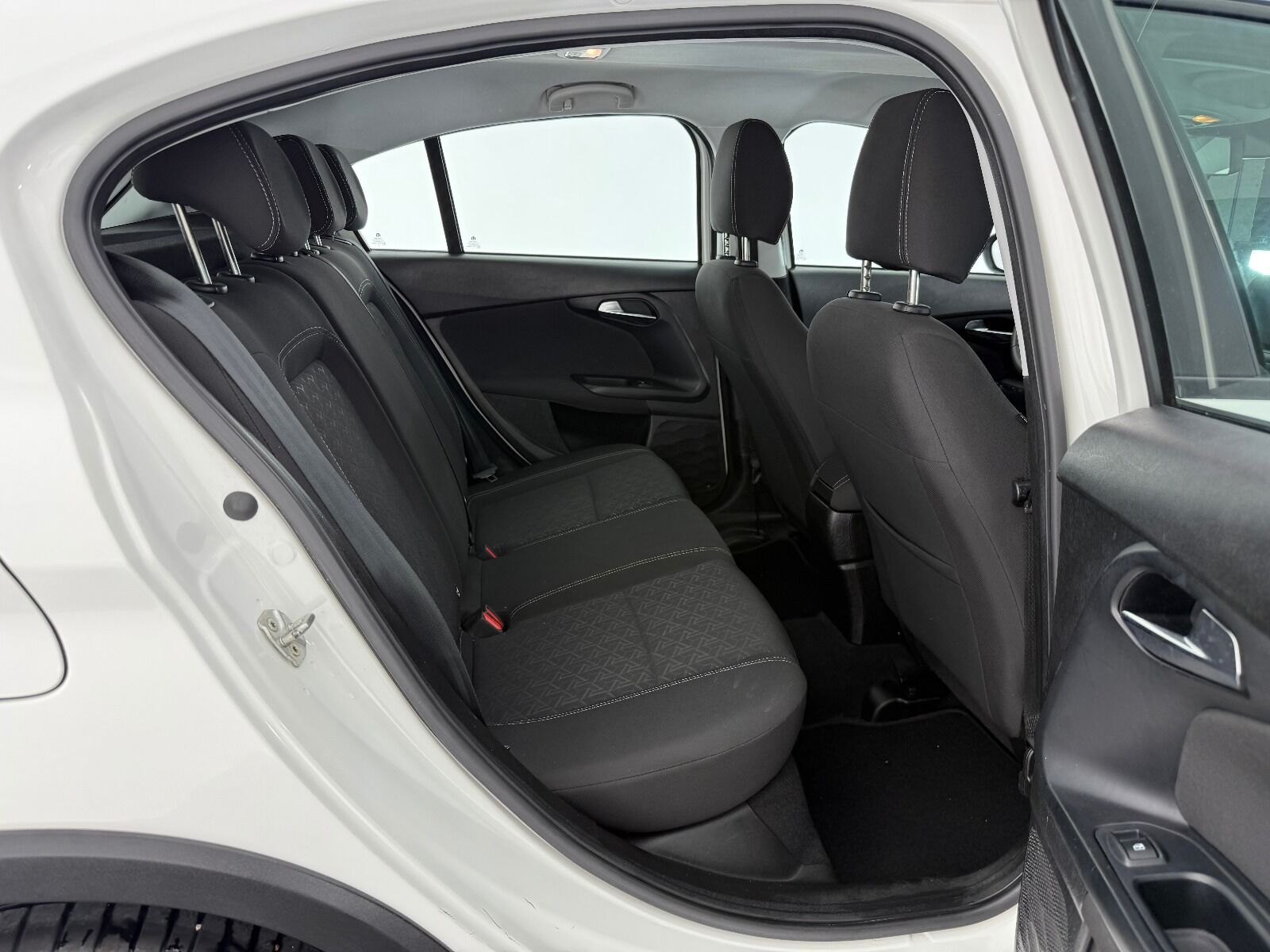 Fiat Egea Cross 1.6 Multijet Urban TRCTN+ GSR DCT - 2024 - Detay