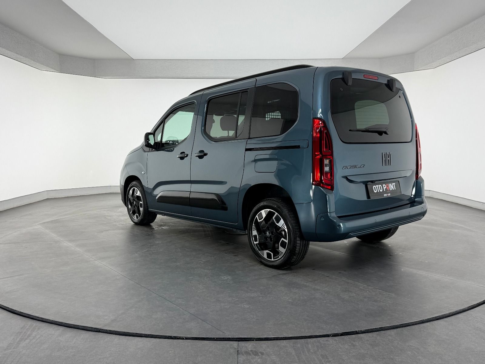 Fiat Doblo Combi 1.5 BlueHDİ Premio Plus - 2026 - Detay