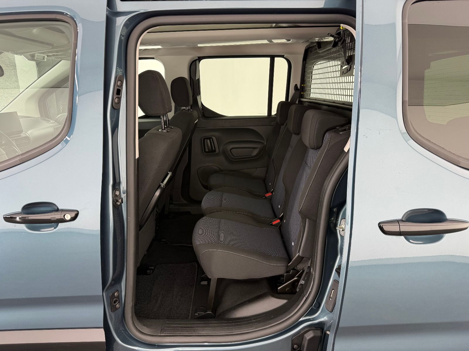 Fiat Doblo Combi 1.5 BlueHDİ Premio Plus - 2026 - Detay