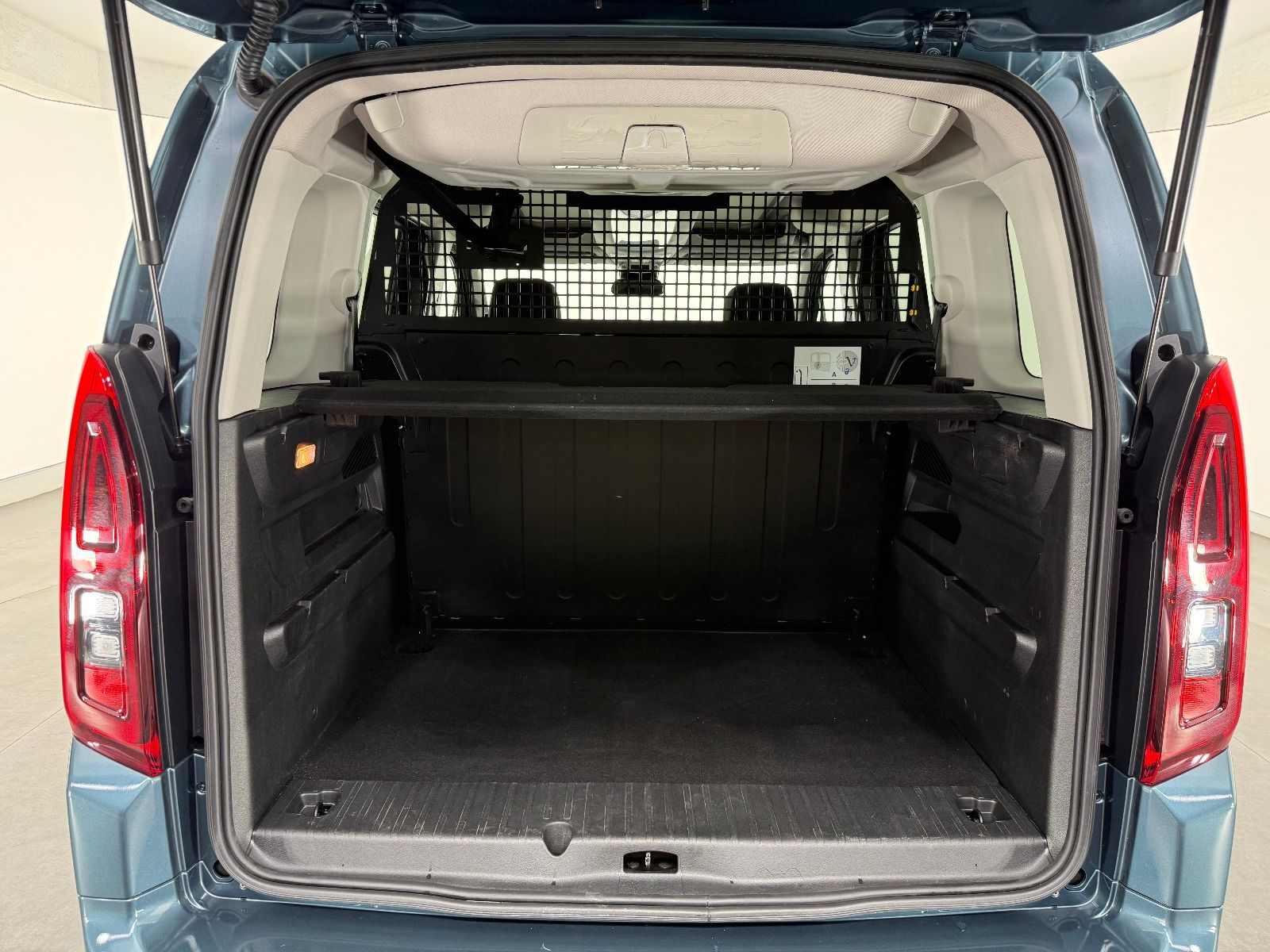 Fiat Doblo Combi 1.5 BlueHDİ Premio Plus - 2026 - Detay