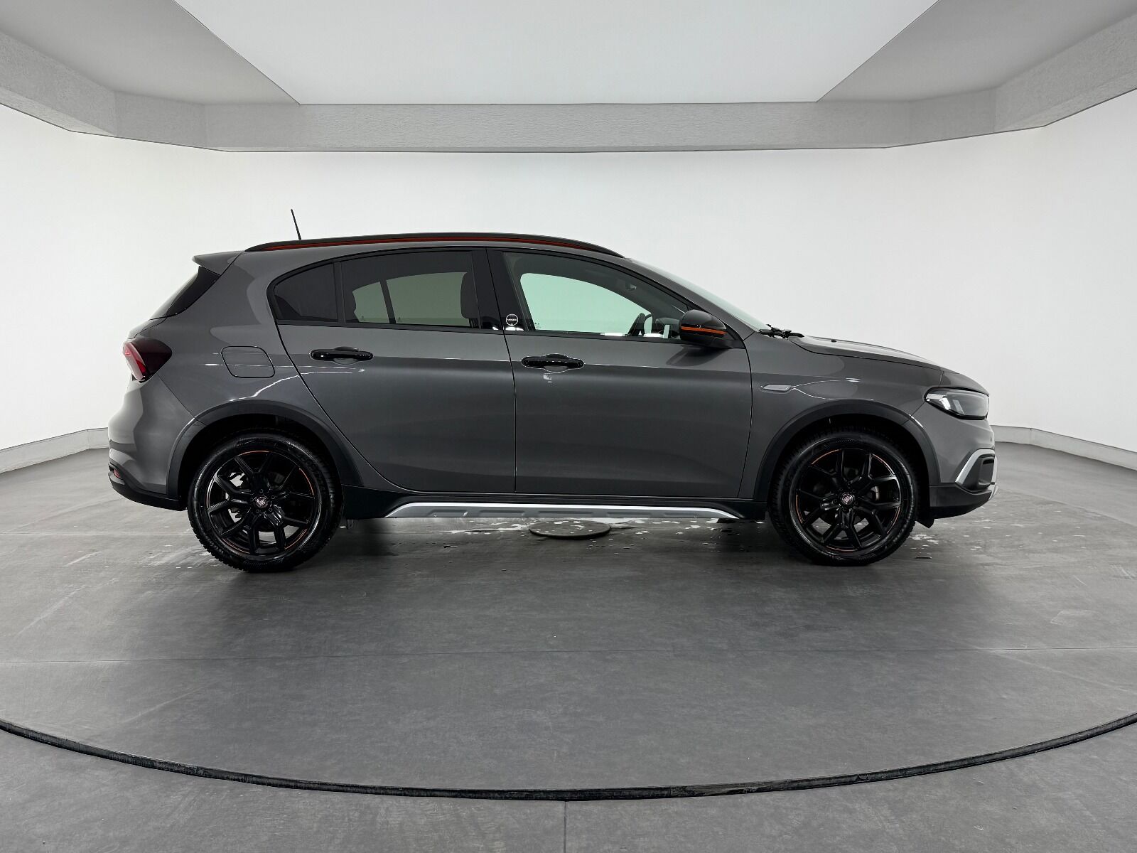Fiat Egea Cross 1.6 MultiJet Limited GSR DCT TRCN+ - 2026 - Detay