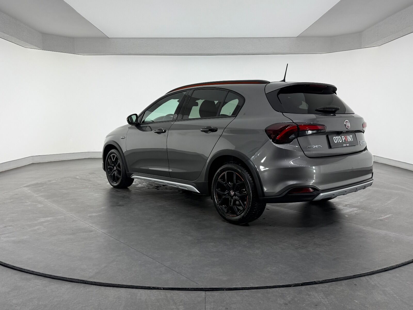 Fiat Egea Cross 1.6 MultiJet Limited GSR DCT TRCN+ - 2026 - Detay