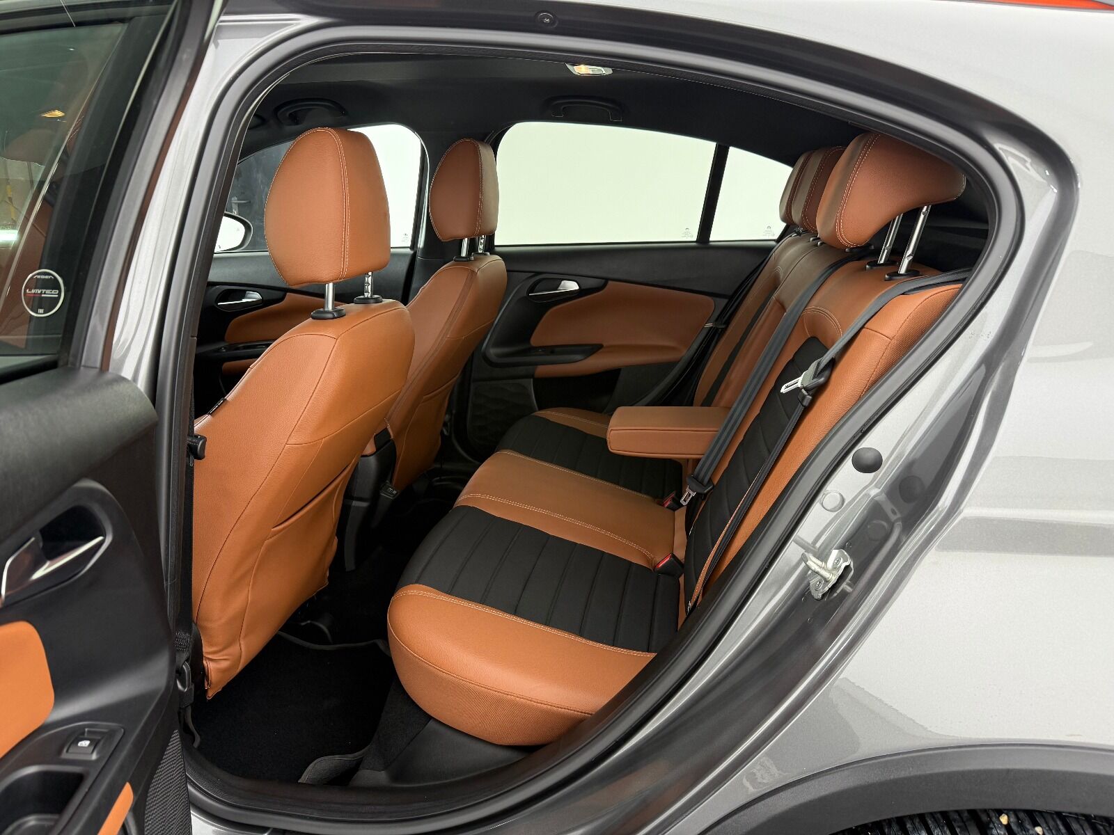 Fiat Egea Cross 1.6 MultiJet Limited GSR DCT TRCN+ - 2026 - Detay