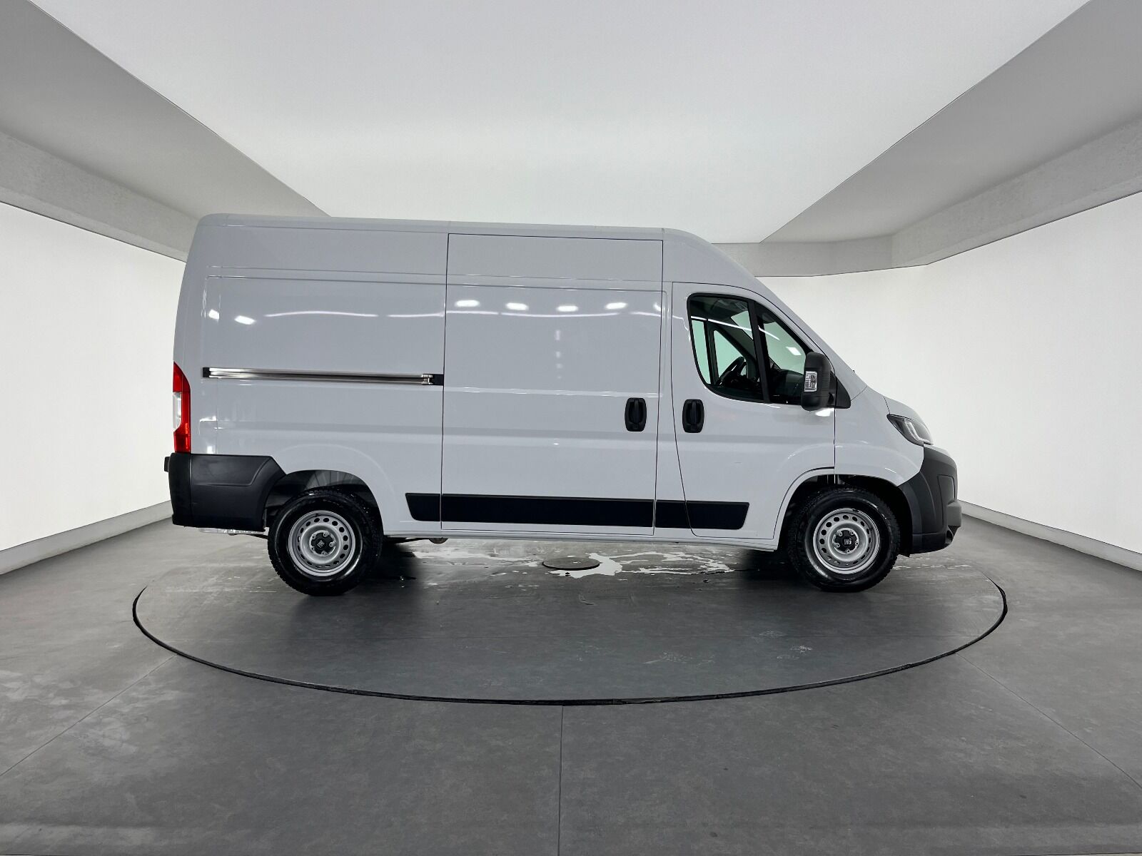 Fiat Ducato 2.2 MultiJet Maxi 11.5m3 S2 - 2025 - Detay