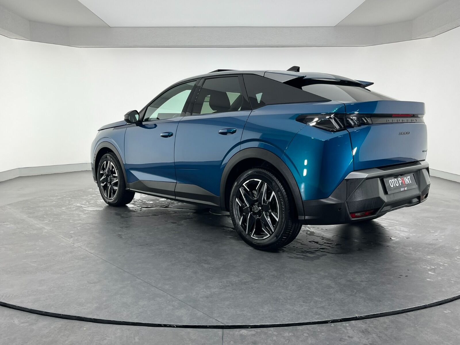 Peugeot 3008 Crossover 1.2 Hybrid Allure eDCS6 - 2025 - Detay