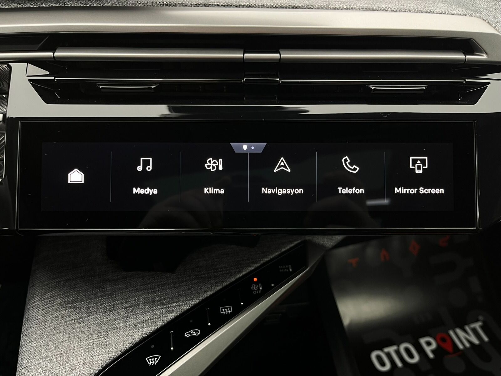 Peugeot 3008 Crossover 1.2 Hybrid Allure eDCS6 - 2025 - Detay