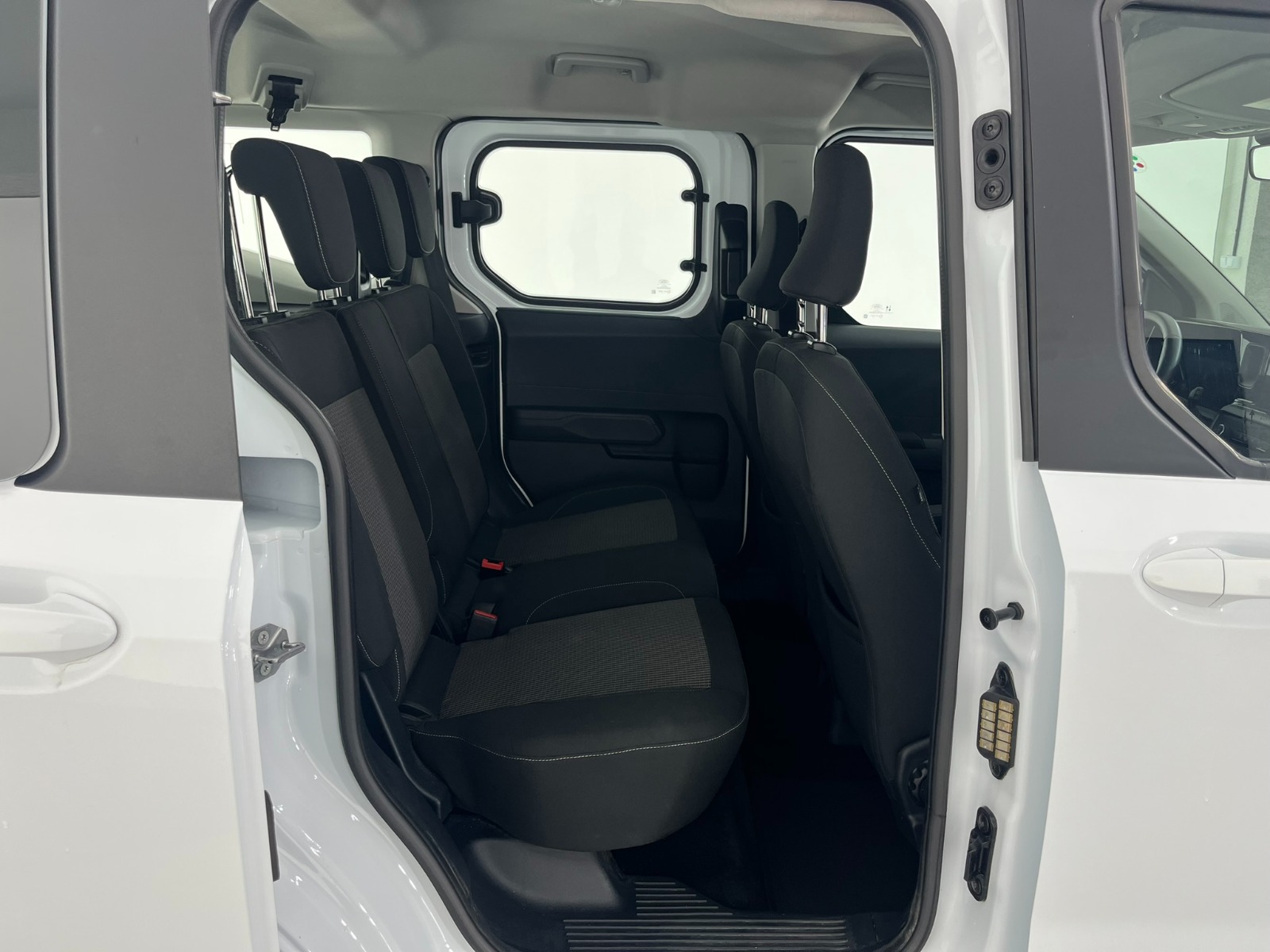 Ford Tourneo Courier Kombi 1.5 EcoBlue Deluxe - 2024 - Detay