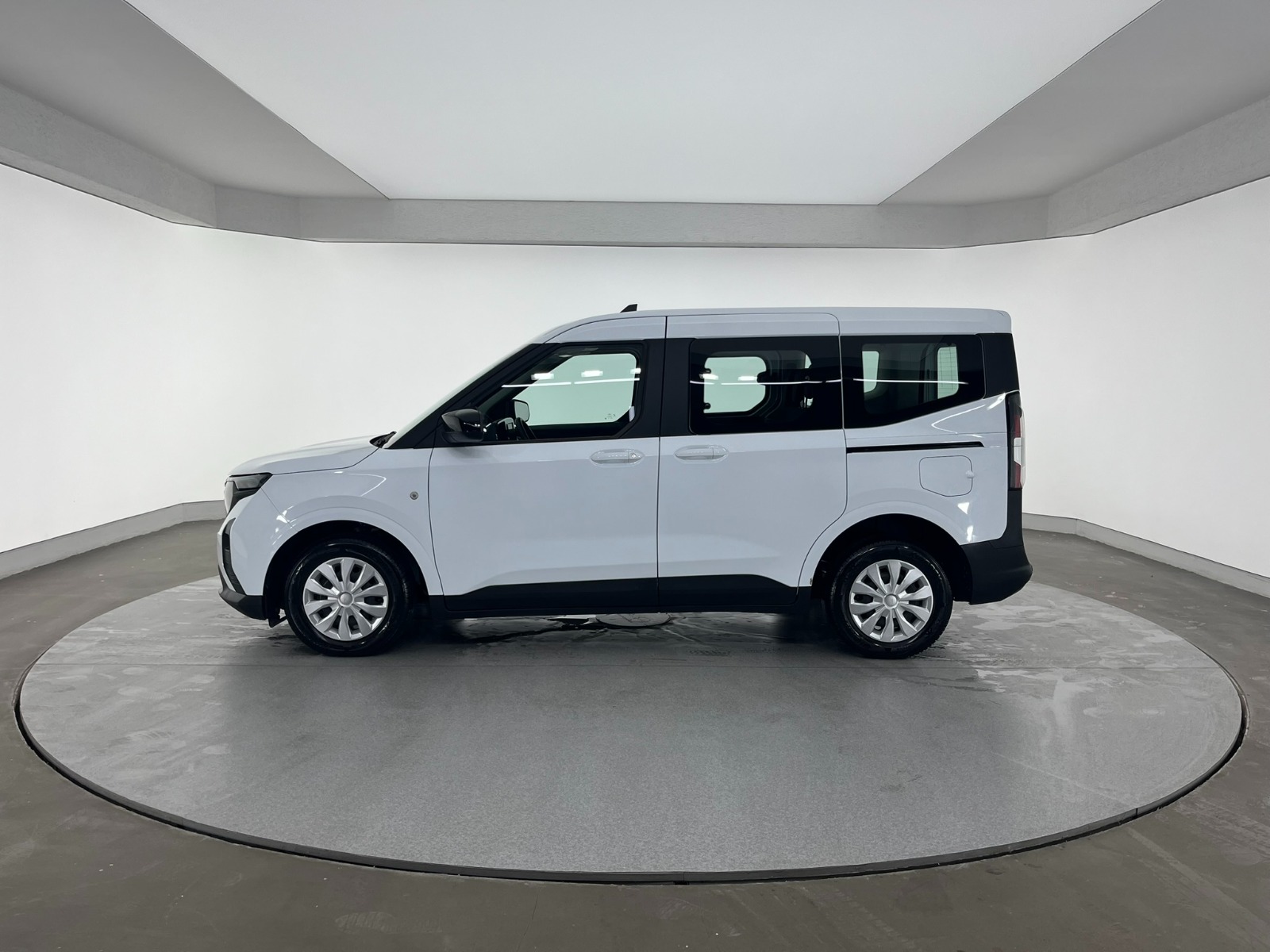 Ford Tourneo Courier Kombi 1.5 EcoBlue Deluxe - 2024 - Detay