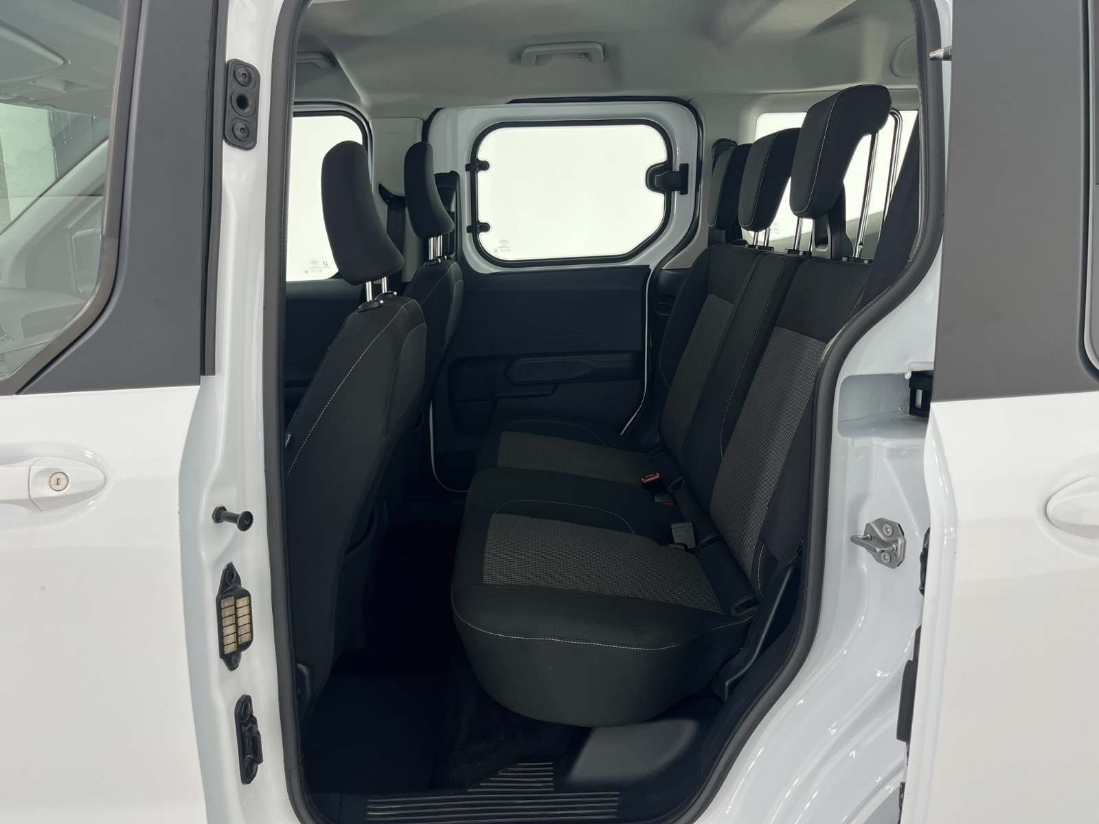 Ford Tourneo Courier Kombi 1.5 EcoBlue Deluxe - 2024 - Detay