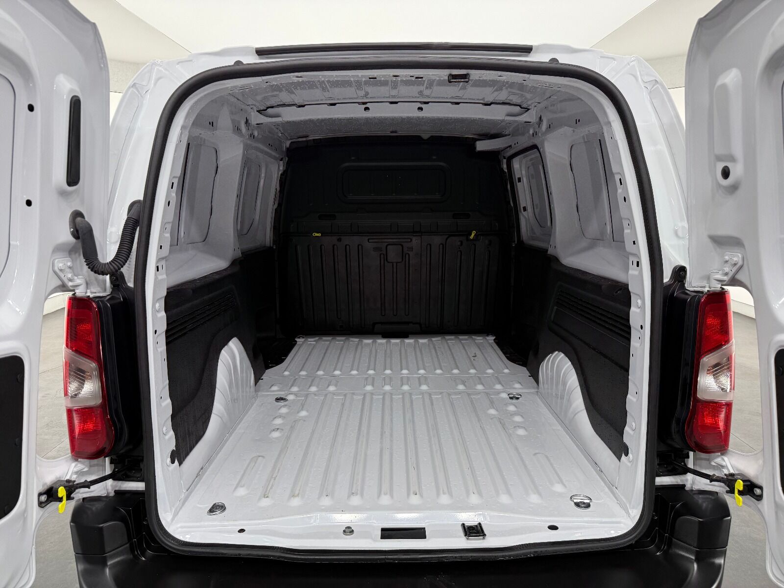 Fiat Doblo Cargo 1.5 BlueHDİ Maxi - 2025 - Detay