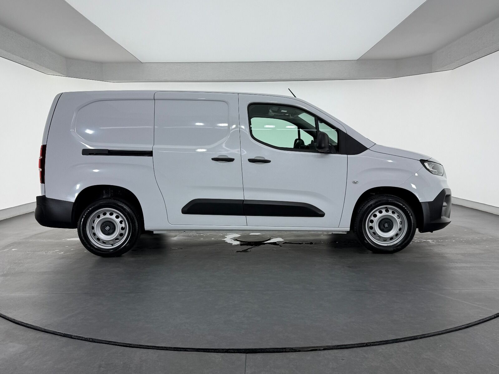 Fiat Doblo Cargo 1.5 BlueHDİ Maxi - 2025 - Detay