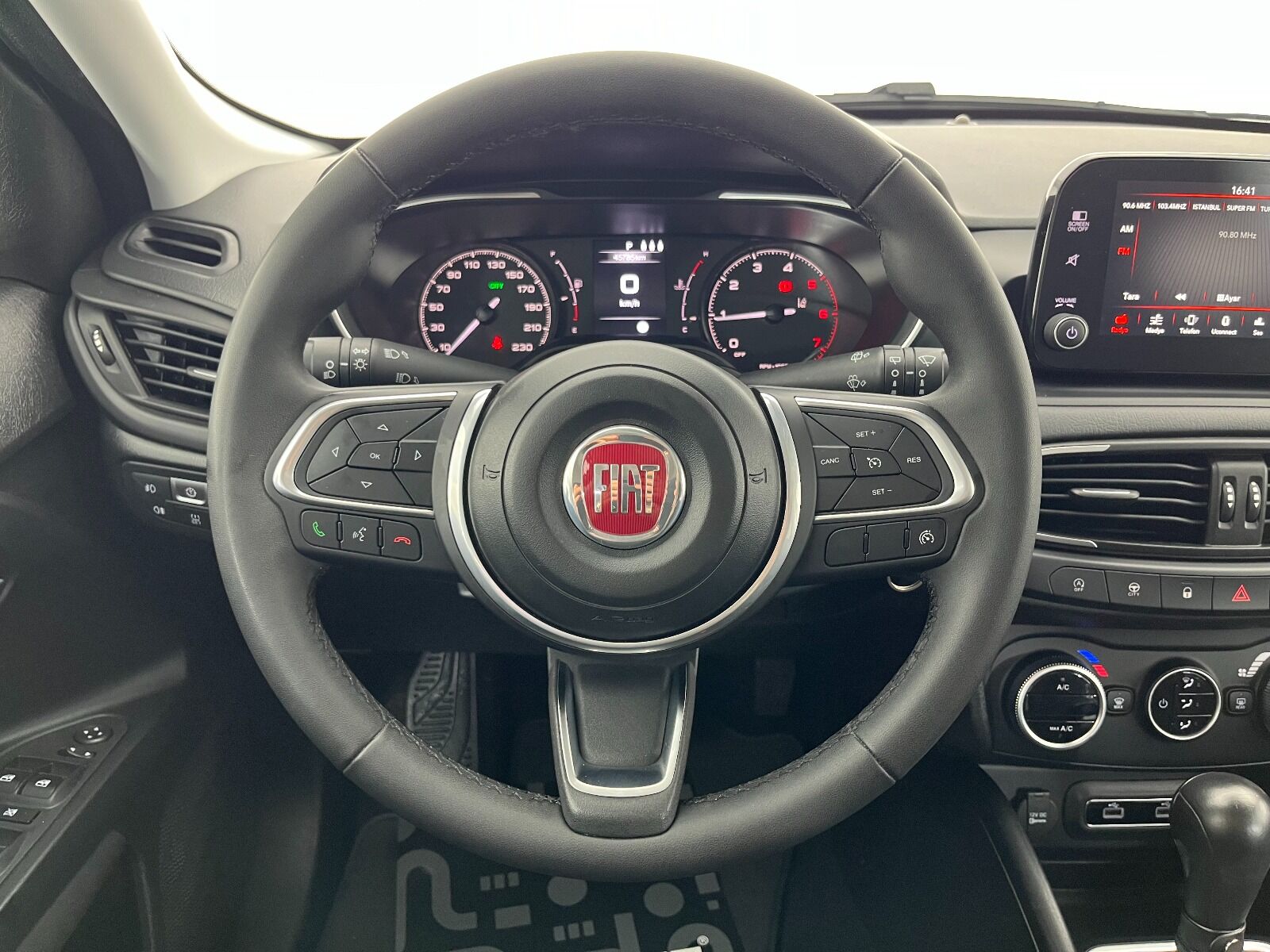 Fiat Egea Cross 1.6 Multijet Urban Traction+ DCT - 2024 - Detay