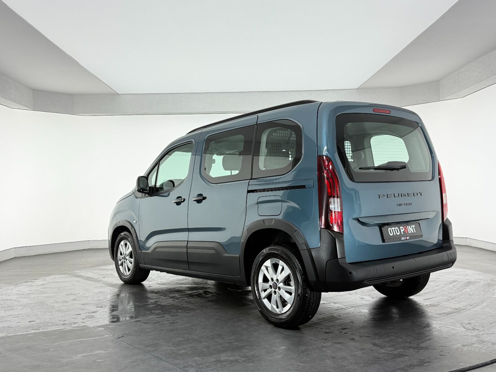 Peugeot Rifter 1.5 BlueHDI Allure EAT8 - 2025 - Detay