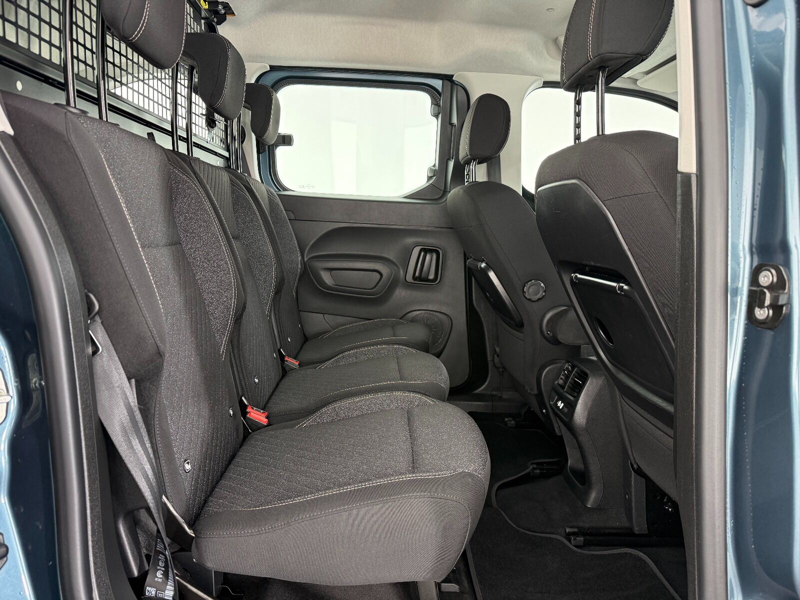 Peugeot Rifter 1.5 BlueHDI Allure EAT8 - 2025 - Detay