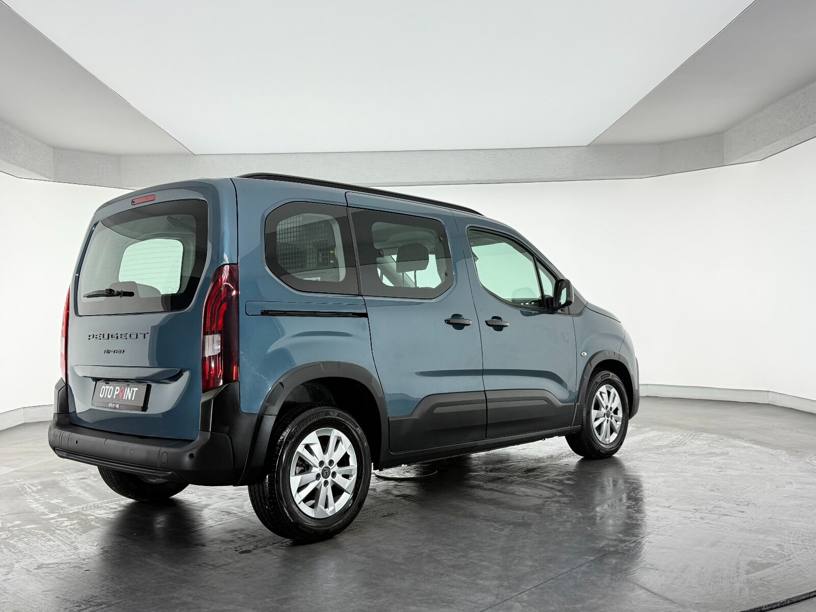 Peugeot Rifter 1.5 BlueHDI Allure EAT8 - 2025 - Detay