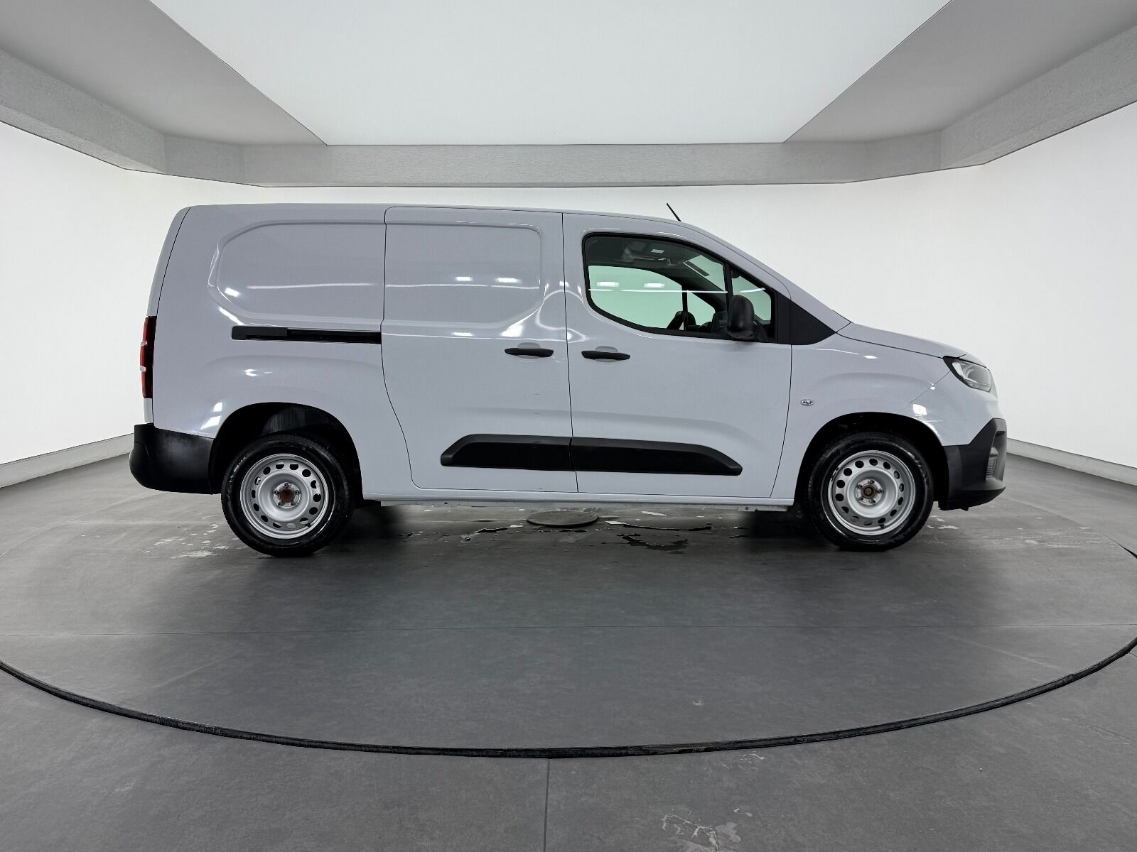 Fiat Doblo Cargo 1.5 BlueHDİ Maxi - 2025 - Detay