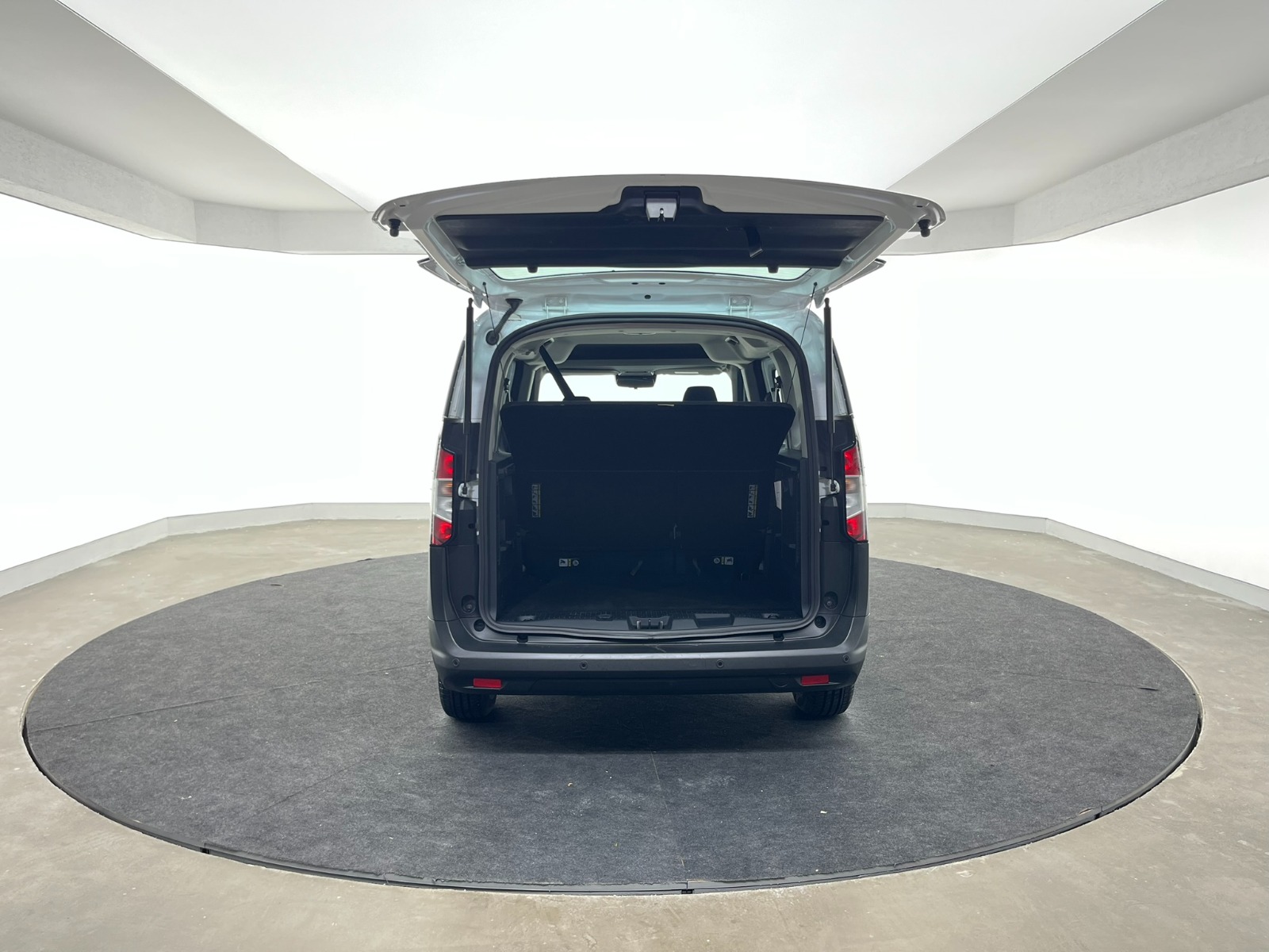 Ford Tourneo Courier Kombi 1.5 EcoBlue Deluxe - 2024 - Detay