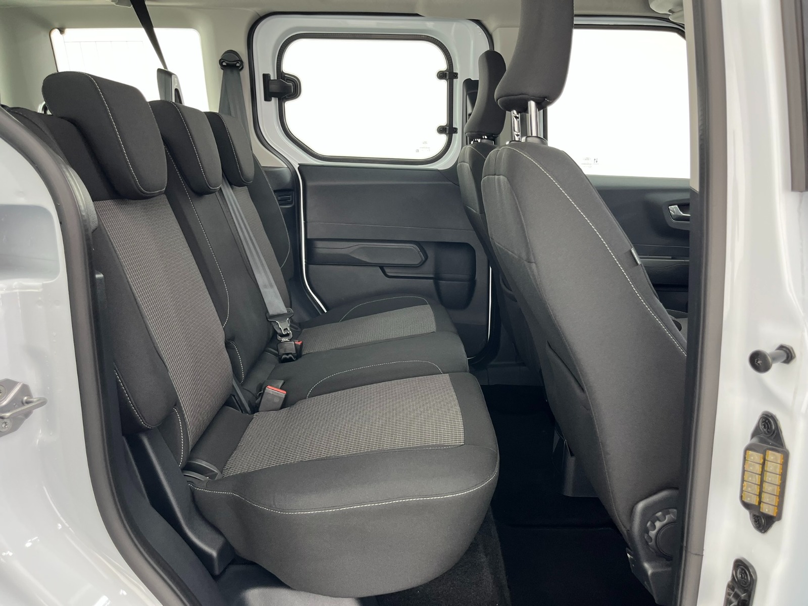 Ford Tourneo Courier Kombi 1.5 EcoBlue Deluxe - 2024 - Detay