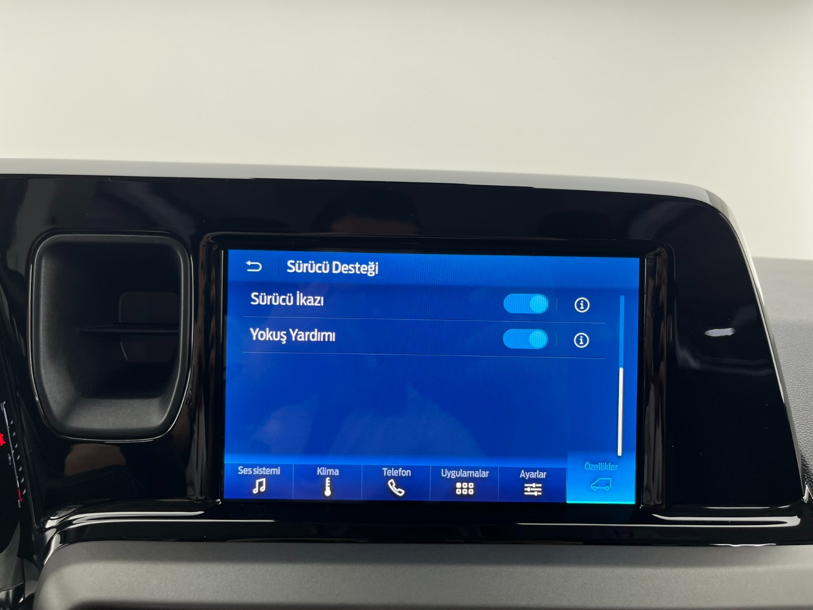 Ford Tourneo Courier Kombi 1.5 EcoBlue Deluxe - 2024 - Detay