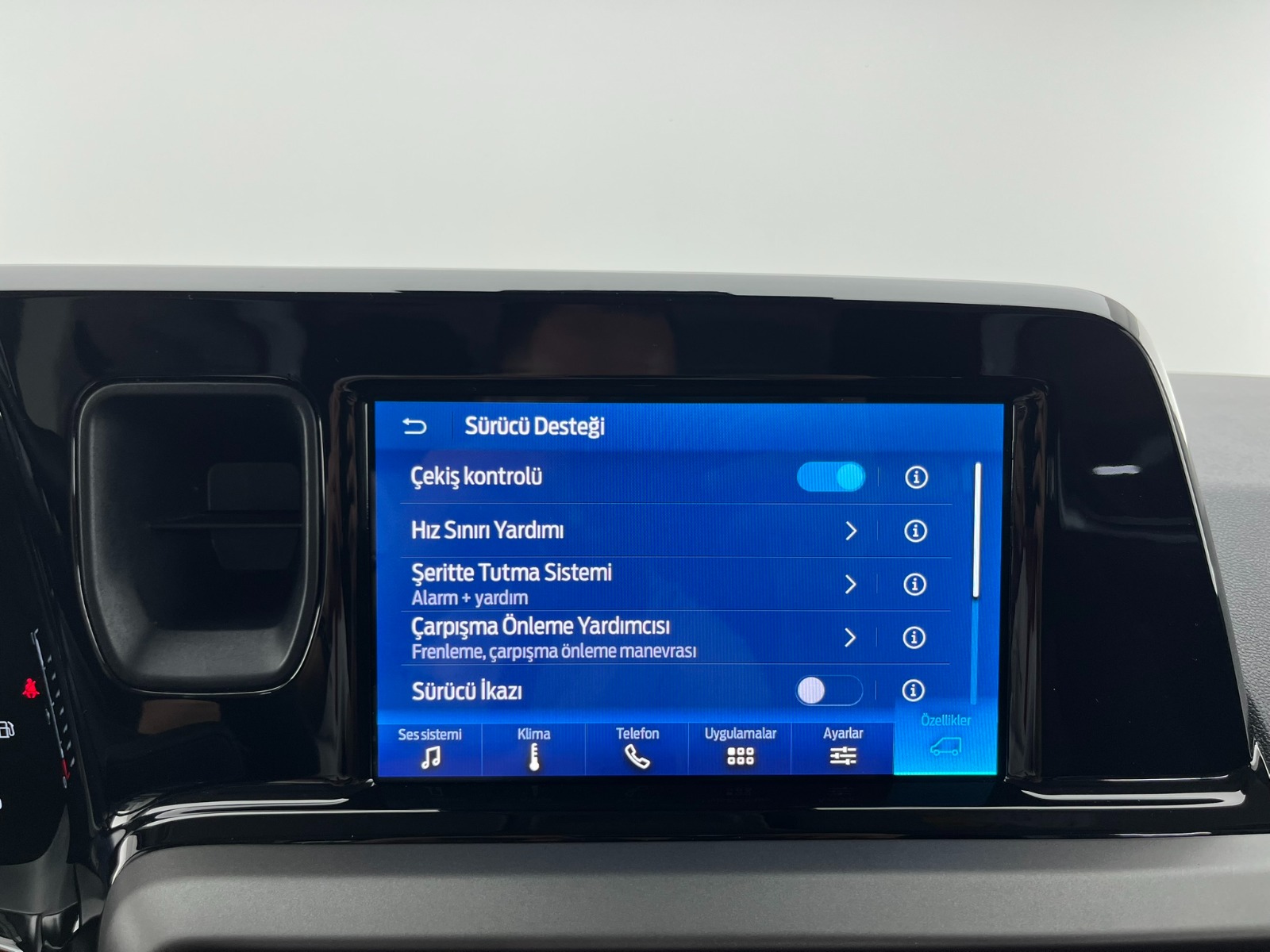 Ford Tourneo Courier Kombi 1.5 EcoBlue Deluxe - 2024 - Detay