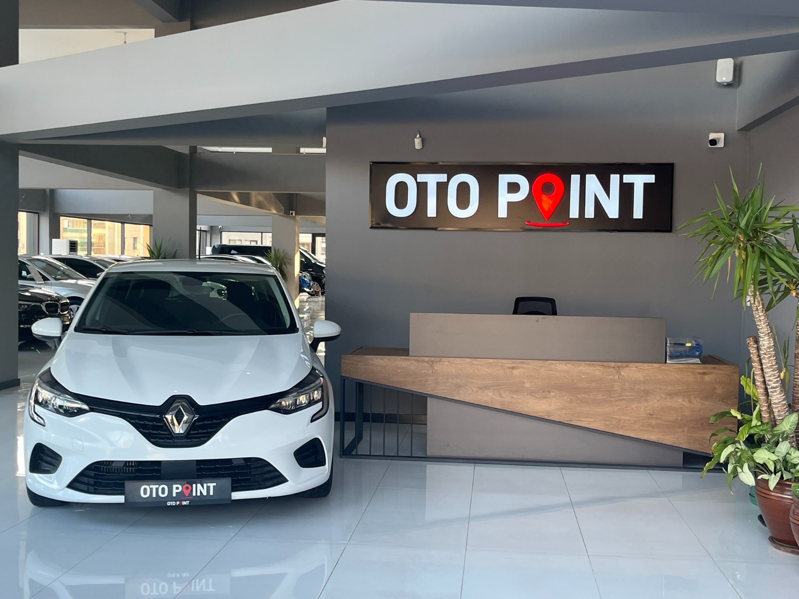 Renault Clio Hatchback 1.0 TCe Joy X-Tronic - 2021