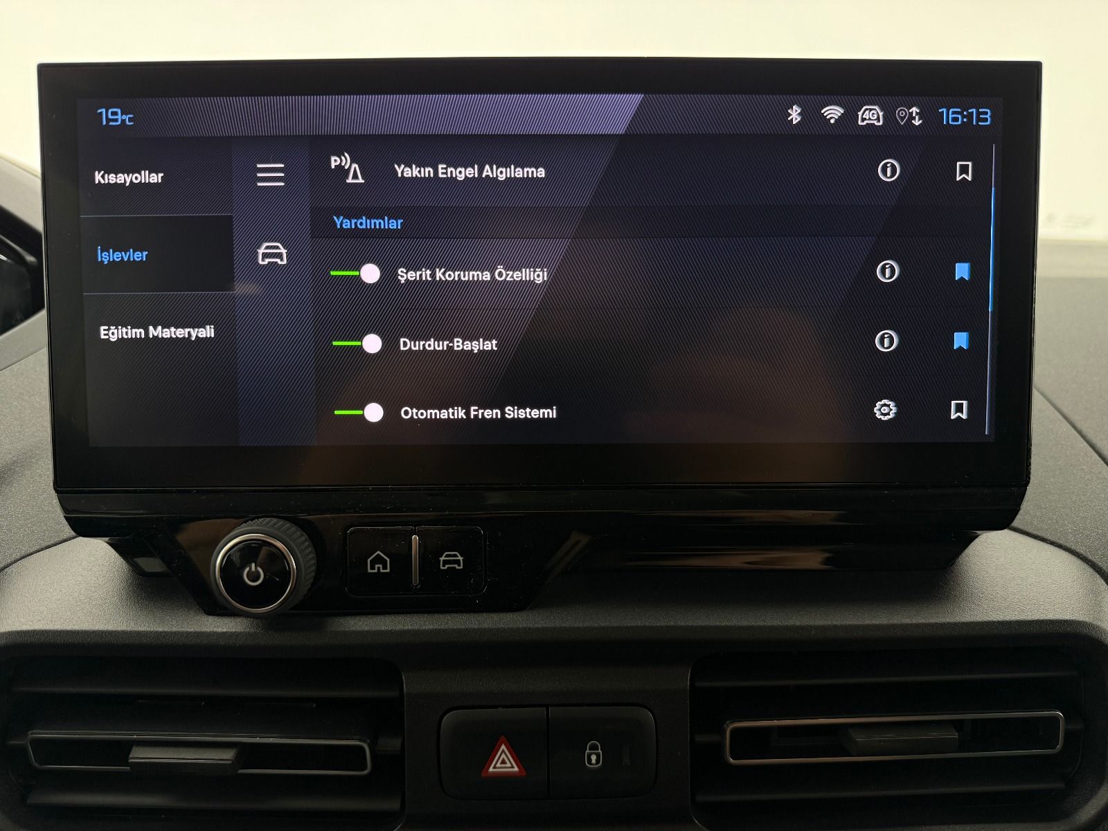 Peugeot Rifter 1.5 BlueHDI Allure EAT8 - 2026 - Detay