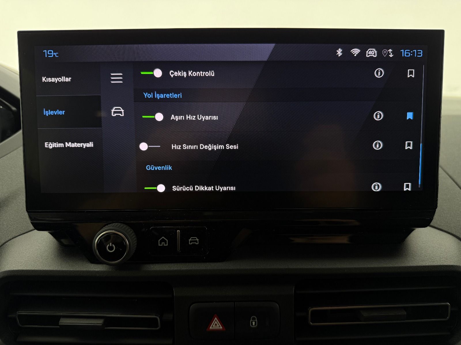Peugeot Rifter 1.5 BlueHDI Allure EAT8 - 2026 - Detay