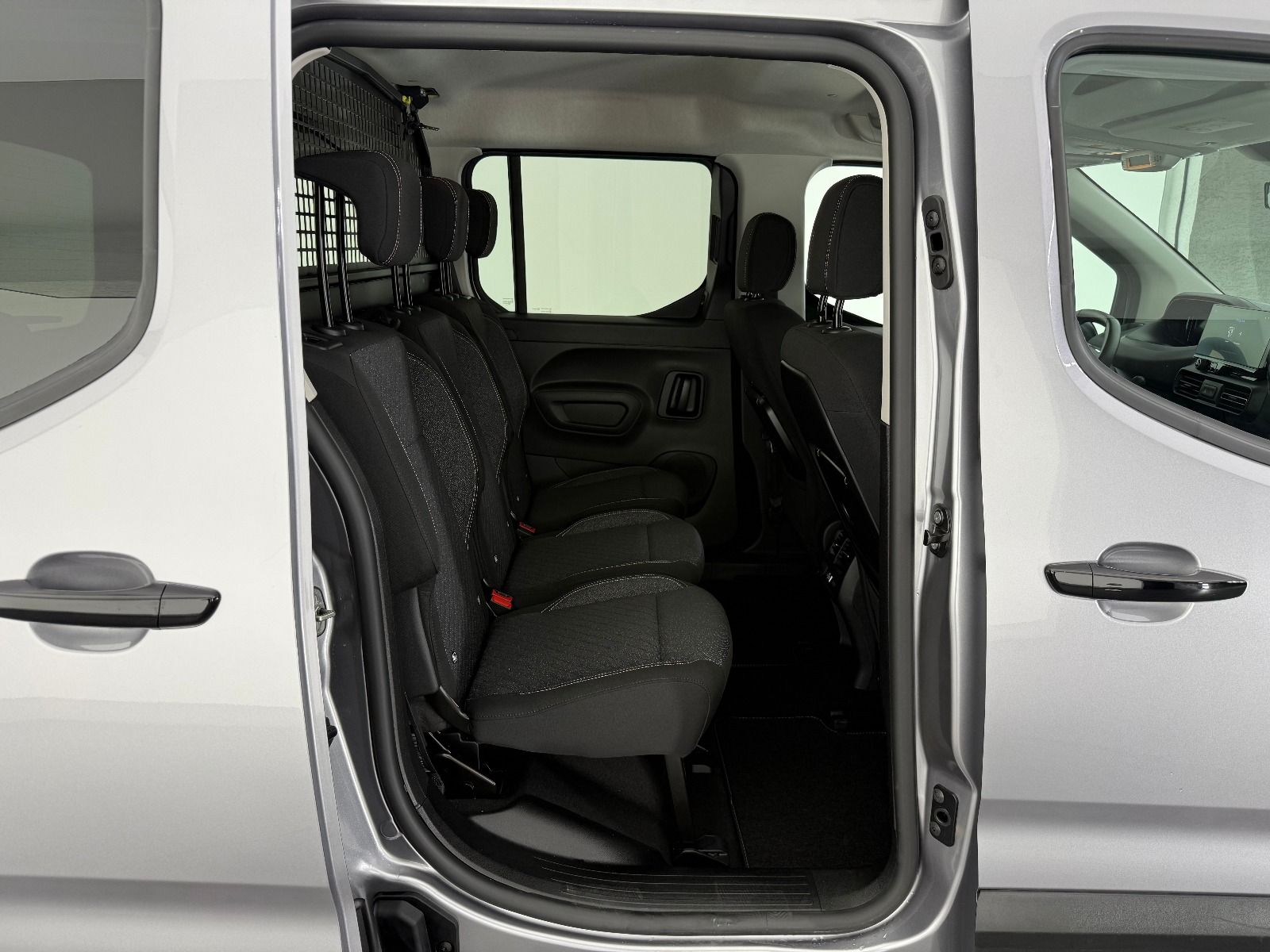 Peugeot Rifter 1.5 BlueHDI Allure EAT8 - 2026 - Detay