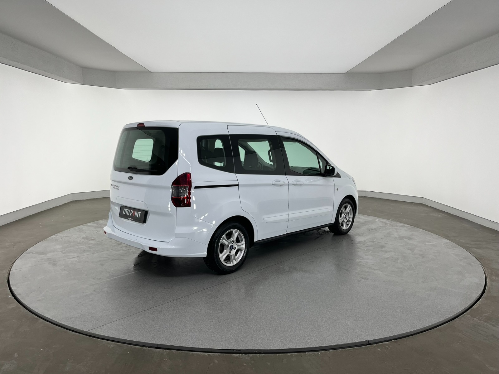 Ford Tourneo Courier Kombi 1.5 TDCI Deluxe - 2022 - Detay