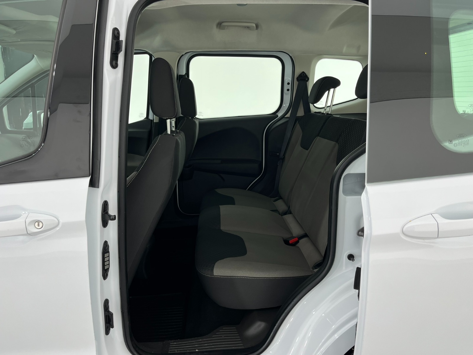 Ford Tourneo Courier Kombi 1.5 TDCI Deluxe - 2022 - Detay