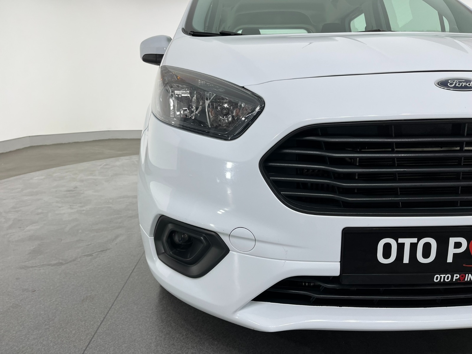 Ford Tourneo Courier Kombi 1.5 TDCI Deluxe - 2022 - Detay
