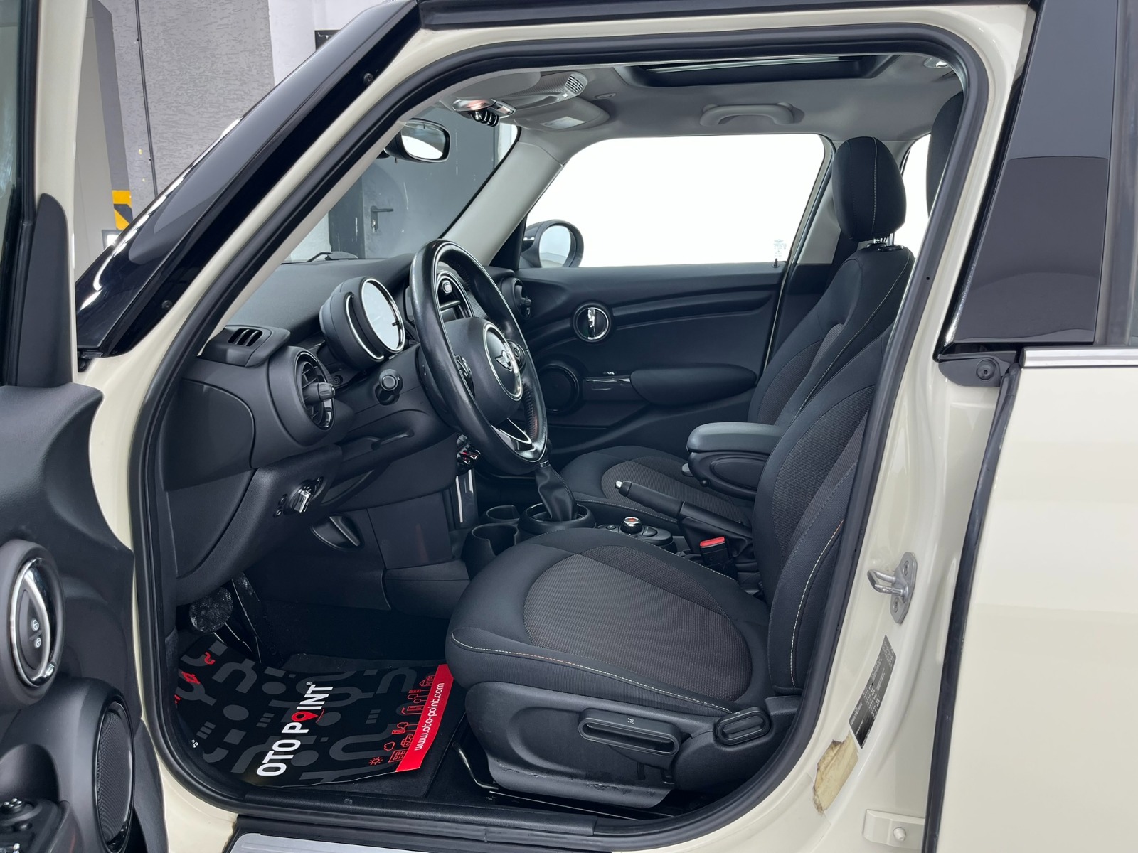 Mini Cooper Hatchback 1.5 D Pepper Otomatik - 2017 - Detay