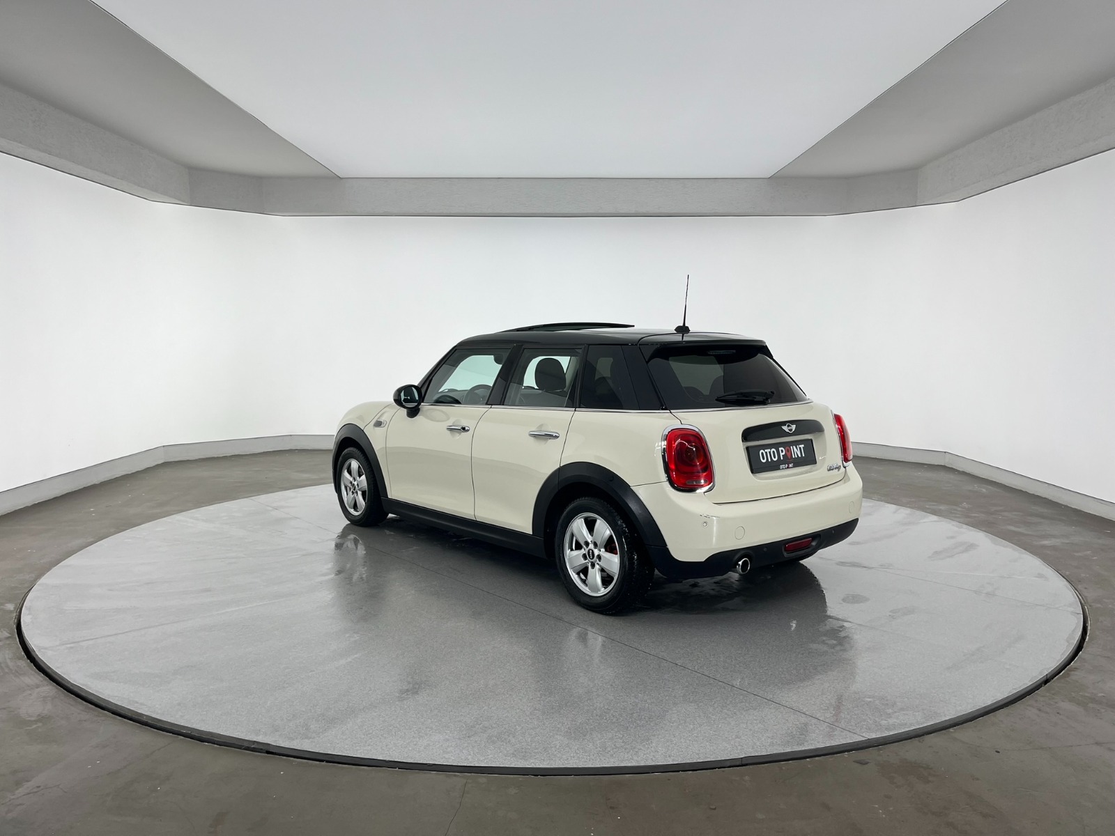 Mini Cooper Hatchback 1.5 D Pepper Otomatik - 2017 - Detay