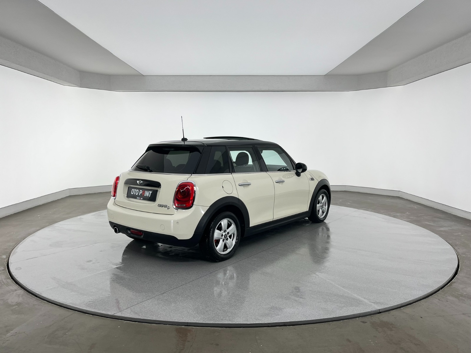 Mini Cooper Hatchback 1.5 D Pepper Otomatik - 2017 - Detay