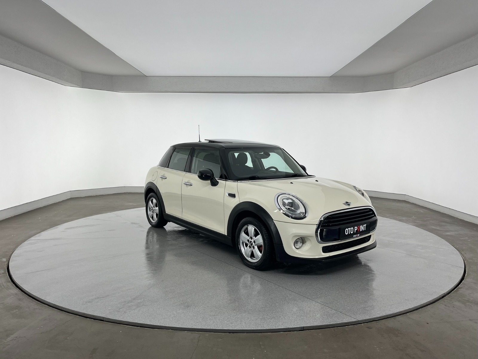 Mini Cooper Hatchback 1.5 D Pepper Otomatik - 2017 - Detay