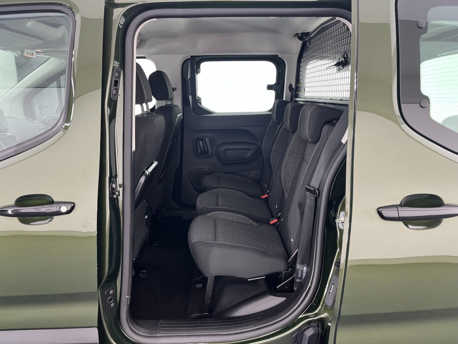 Peugeot Rifter 1.5 BlueHDI Allure EAT8 - 2025 - Detay