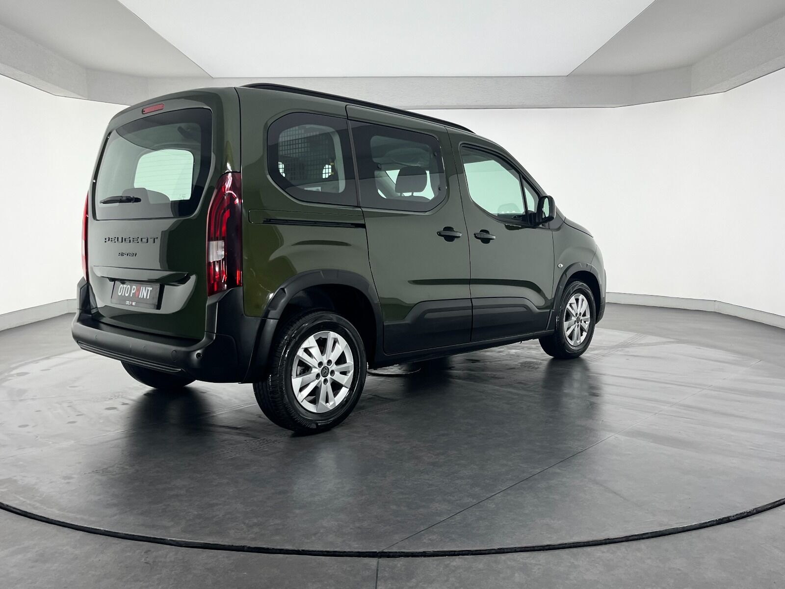 Peugeot Rifter 1.5 BlueHDI Allure EAT8 - 2025 - Detay