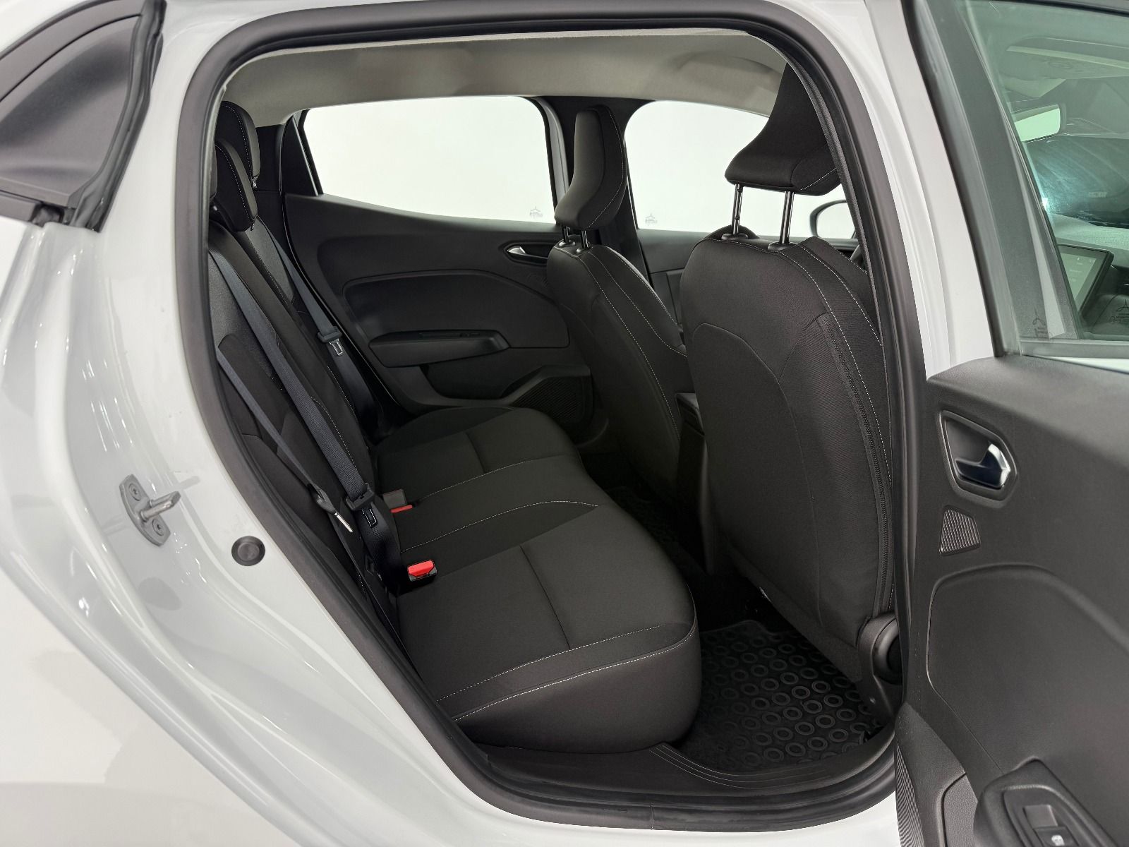 Renault Clio 1.0 TCE Evolution X-Tronic - 2026 - Detay