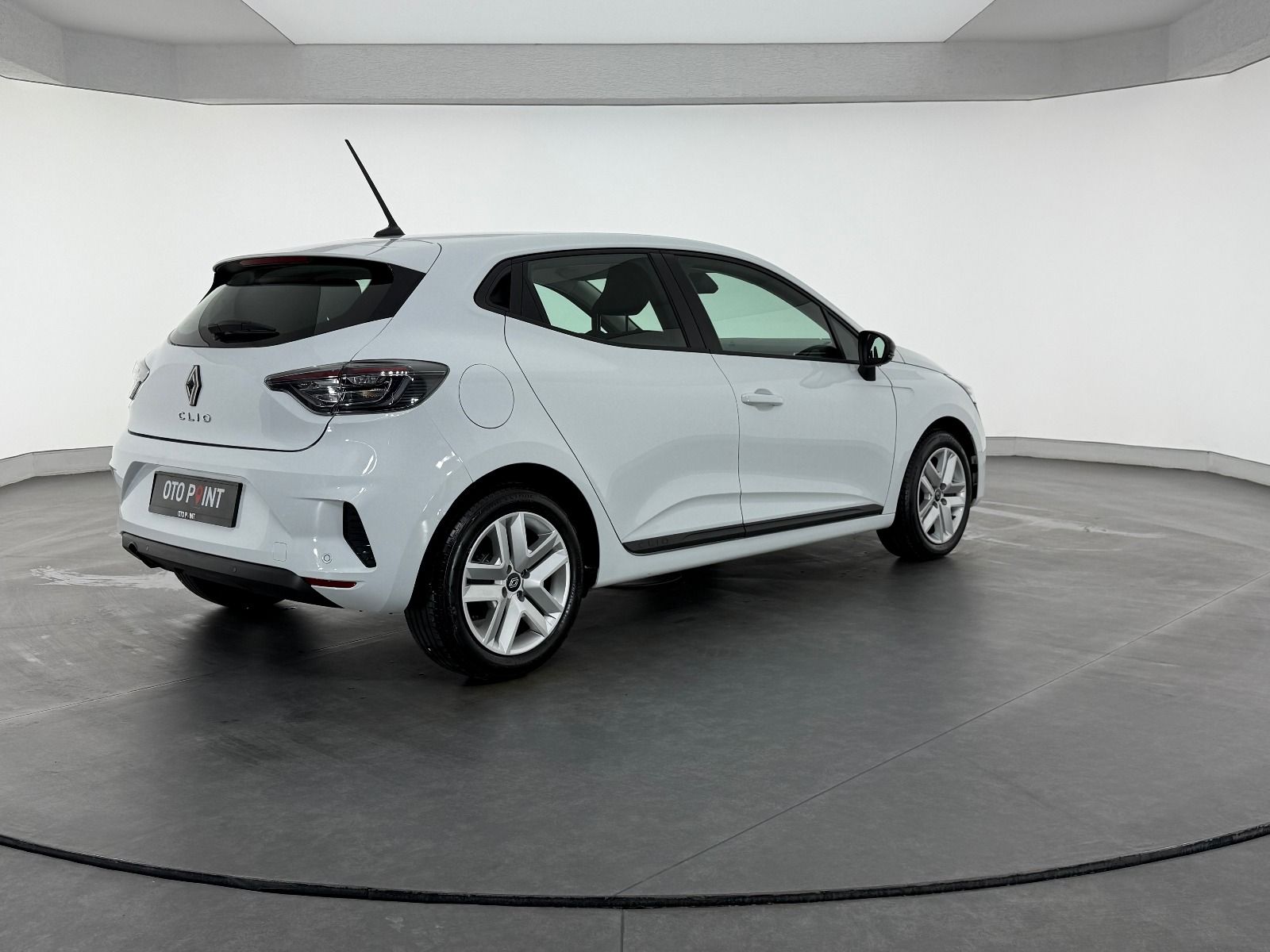 Renault Clio 1.0 TCE Evolution X-Tronic - 2026 - Detay
