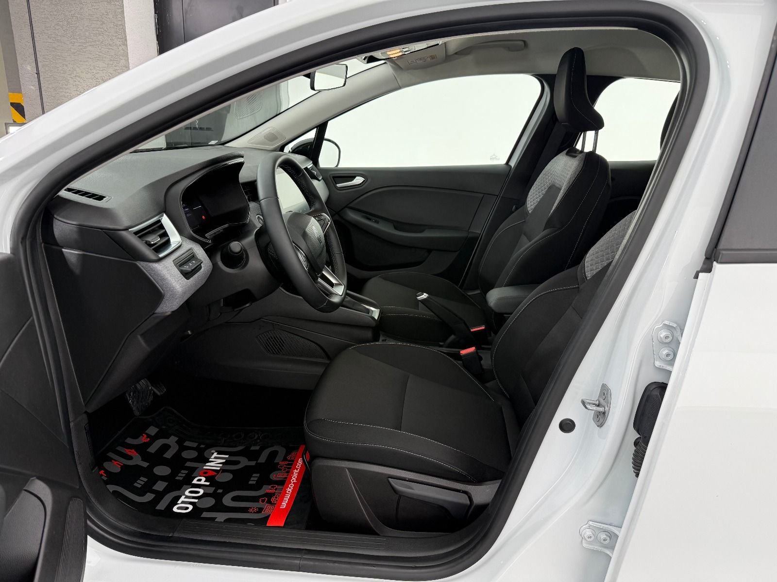 Renault Clio 1.0 TCE Evolution X-Tronic - 2026 - Detay