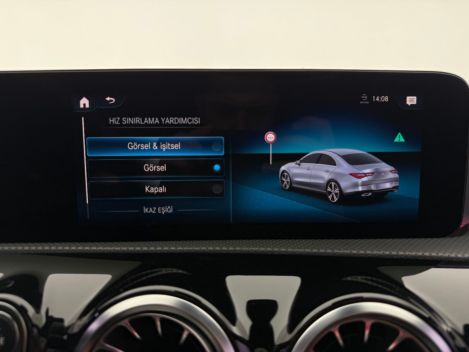 Mercedes-Benz CLA 200 AMG+ 4Matic - 2023 - Detay