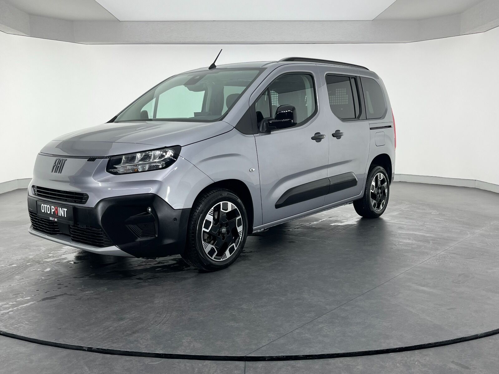 Fiat Doblo Combi 1.5 BlueHDI Premio Plus Otomatik - 2025 - Detay