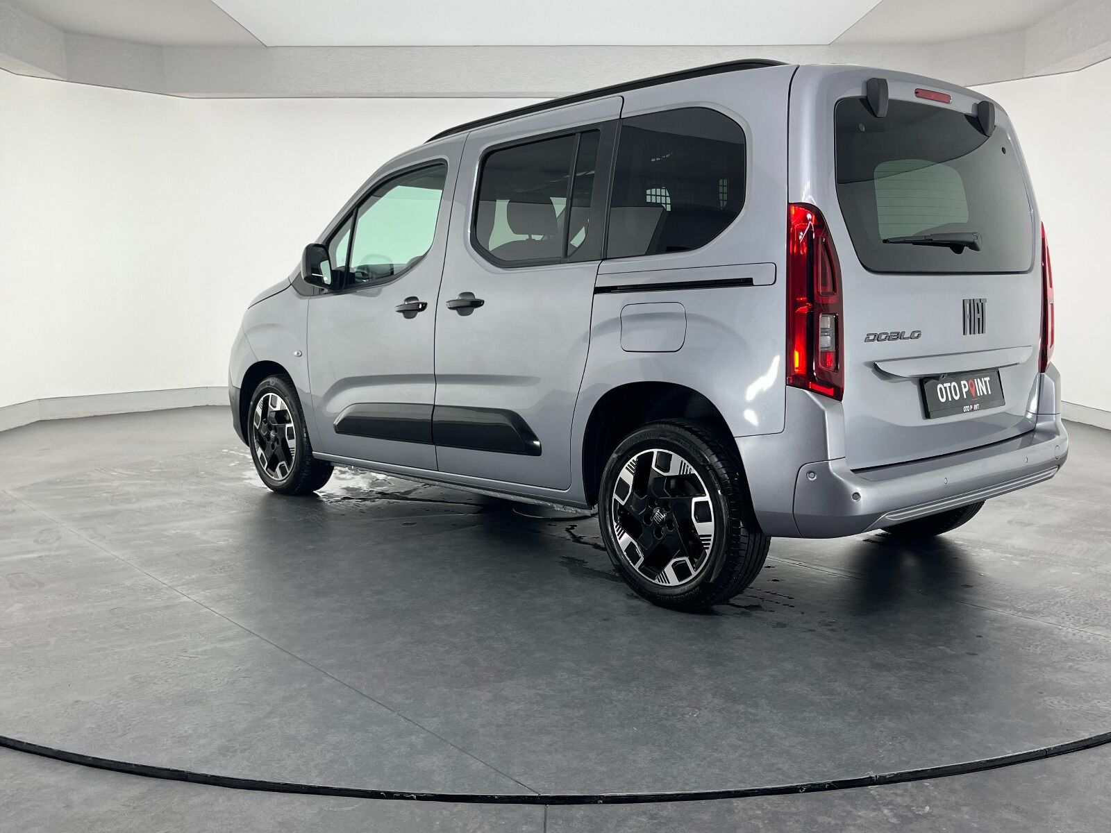 Fiat Doblo Combi 1.5 BlueHDI Premio Plus Otomatik - 2025 - Detay
