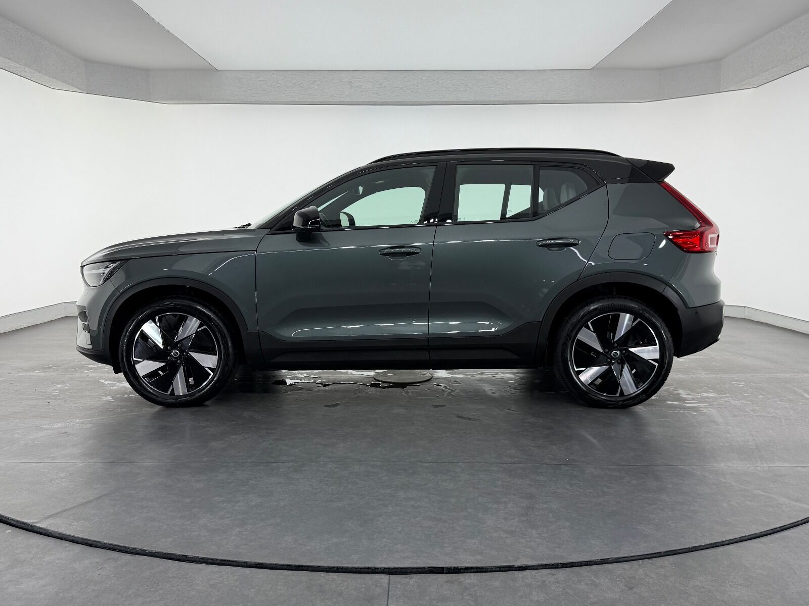 Volvo EX40 Single Motor Extended Range Ultra - 2025 - Detay