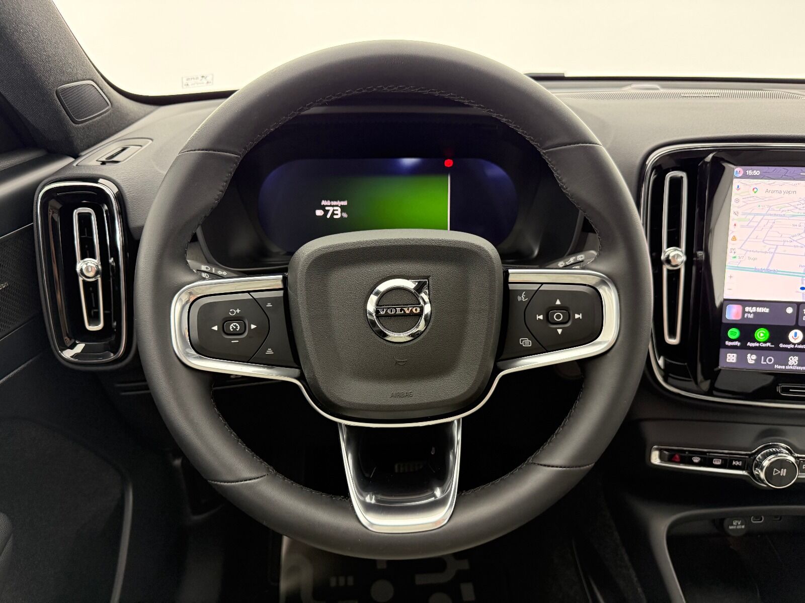Volvo EX40 Single Motor Extended Range Ultra - 2025 - Detay