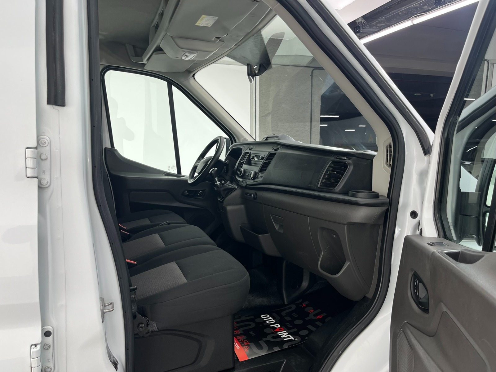 Ford Transit 350 M Çift Kabin - 2023 - Detay