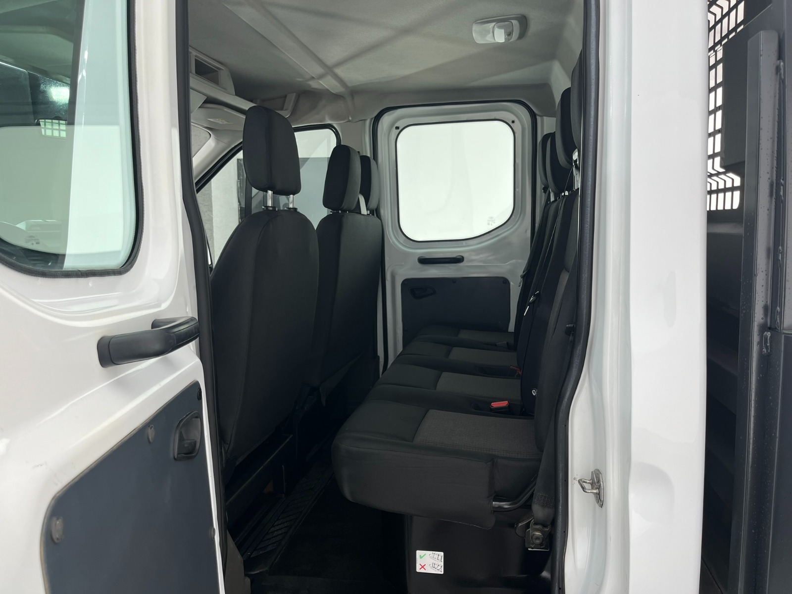 Ford Transit 350 M Çift Kabin - 2023 - Detay