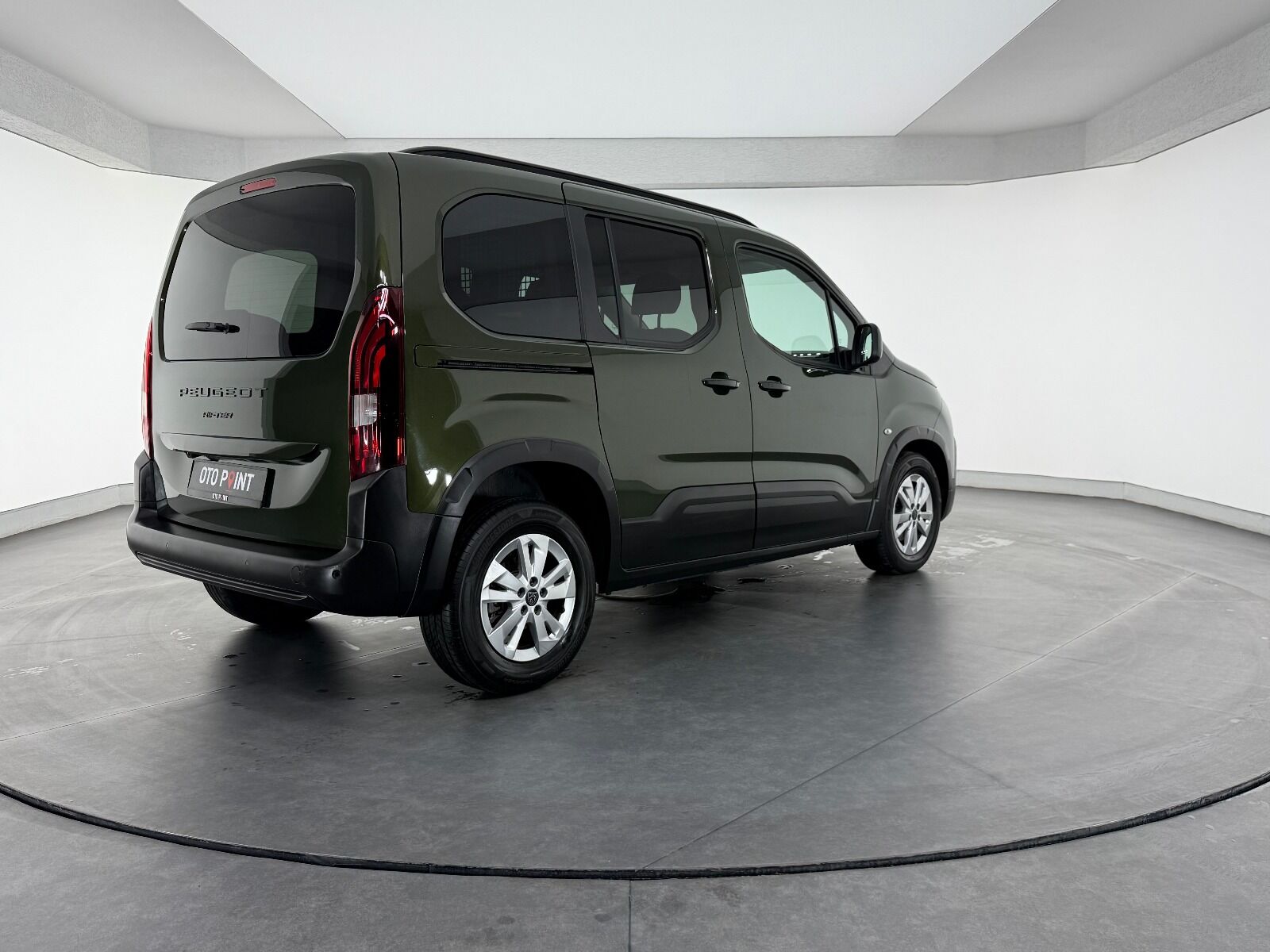 Peugeot Rifter 1.5 BlueHDI Allure EAT8 - 2026 - Detay