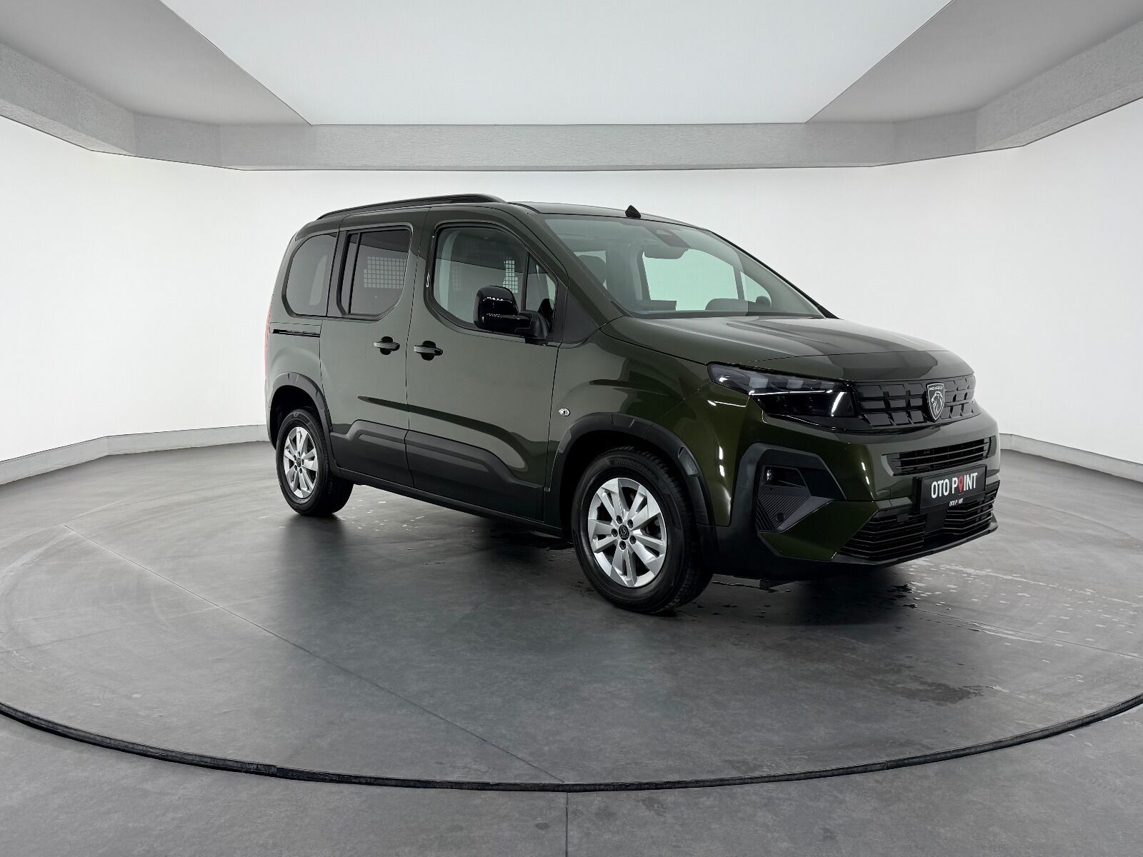 Peugeot Rifter 1.5 BlueHDI Allure EAT8 - 2026 - Detay